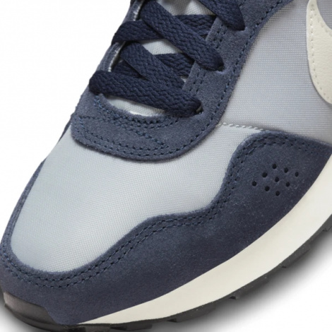 Кросівки підліткові Nike MD VALIANT (GS) темно-синьо-димчасто-блакитні CN8558-408