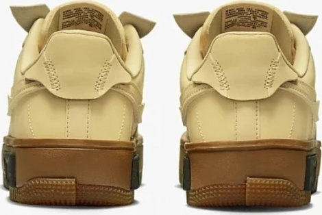 Кросівки жіночі Nike AIR FORCE 1 FONTANKA бежеві DH1290-201