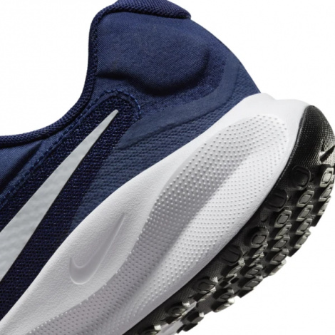 Кроссовки Nike Revolution 7