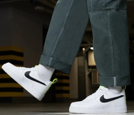 Кроссовки Nike Air Force 1 07