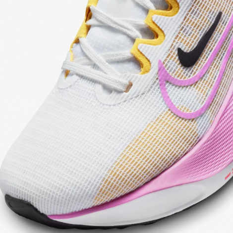 Кросівки бігові жіночі Nike WMNS ZOOM FLY 5 біло-оранжево-рожеві DM8974-100