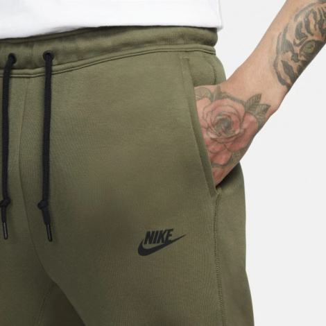Спортивні штани Nike M NK TCH FLC JGGR оливкові FB8002-222