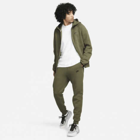 Спортивні штани Nike M NK TCH FLC JGGR оливкові FB8002-222
