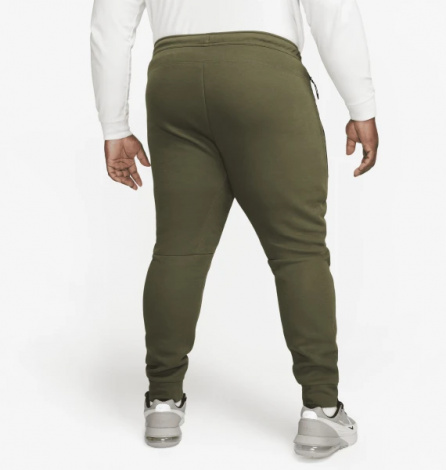 Спортивні штани Nike M NK TCH FLC JGGR оливкові FB8002-222