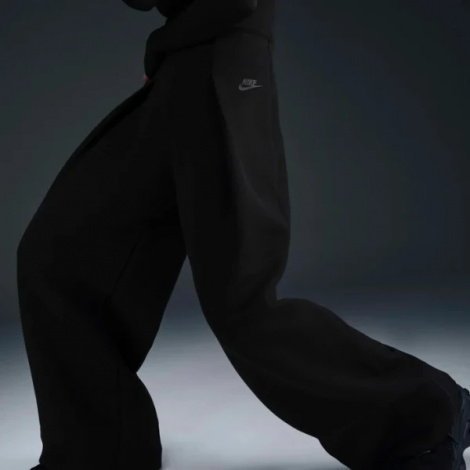 Спортивні штани жіночі Nike SPORTSWEAR TECH FLEECE HIGH-WAISTED PLEATED PANTS чорні FV8052-010