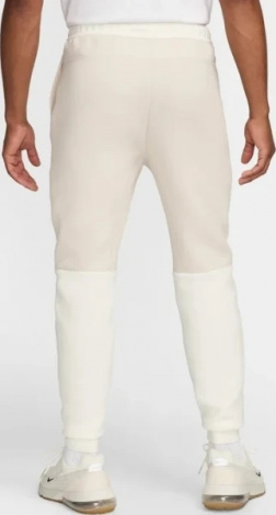 Спортивные штаны Nike TECH FLEECE JOGGERS светло-бежевые FB8002-104
