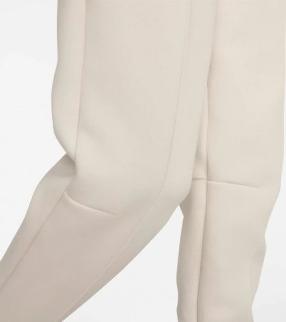 Спортивные штаны женские Nike SPORTSWEAR TECH FLEECE MID-RISE JOGGERS бежевые HJ5479-104