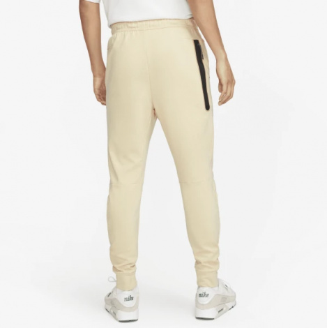 Спортивные штаны Nike M NK TECH LGHTWHT JGGR бежевые DX0826-783