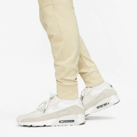 Спортивные штаны Nike M NK TECH LGHTWHT JGGR бежевые DX0826-783