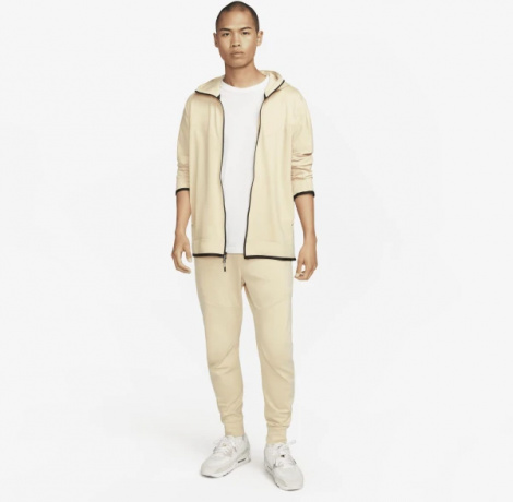 Спортивные штаны Nike M NK TECH LGHTWHT JGGR бежевые DX0826-783