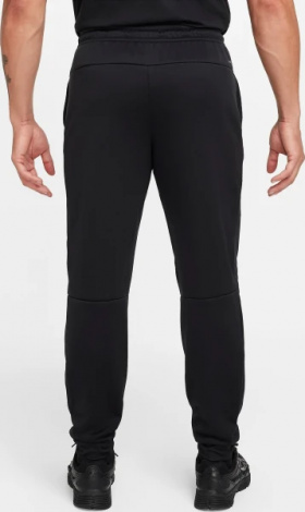 Спортивные штаны Nike THERMA SPHERE WATER-REPELLENT WINTERIZED черные FZ1109-010