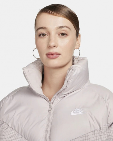 Куртка жіноча Nike W NSW TF ECDWN GS NK WINDPFR світло-фіолетова FB8788-019