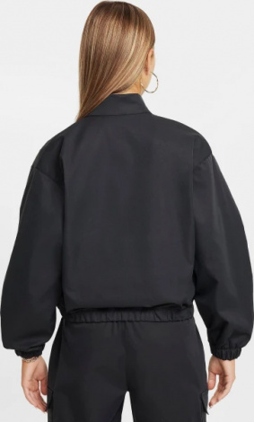Куртка подростковая Nike G NSW LTWT OVRSZD JKT STY STAR черная FZ5557-010