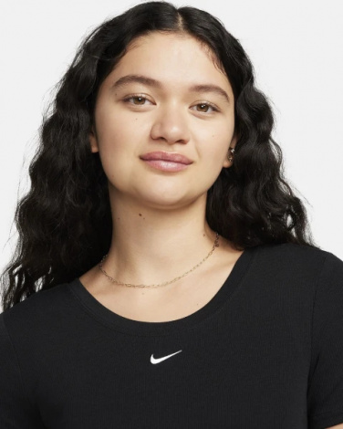 Футболка жіноча Nike W NSW CHLL KNT MRIB SS TOP чорна FN3664-010