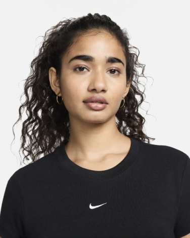 Футболка жіноча Nike W NSW NK CHLL KNT MD CRP чорна FV5508-010