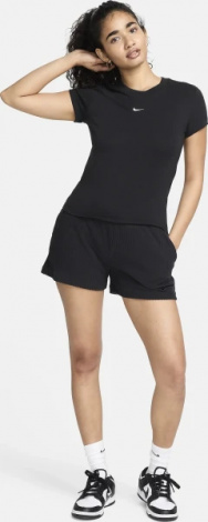 Футболка жіноча Nike W NSW NK CHLL KNT MD CRP чорна FV5508-010