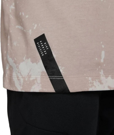 Футболка Nike NK DF TEE RUN DIVISN AOP бежево-біла DZ2729-030