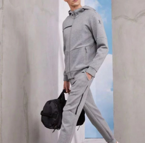 Олимпийка (мастерка) с капюшоном Kelme серая 8261WT1018.9222