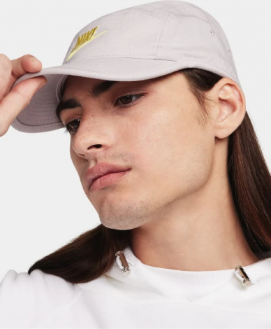 Кепка Nike U NK FLY CAP U CB FUT L светло-фиолетовая FB5366-019