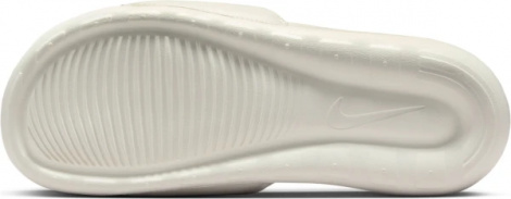 Шлепанцы женские Nike VICTORI ONE SLIDE SWOOSH молочные FZ1394-100