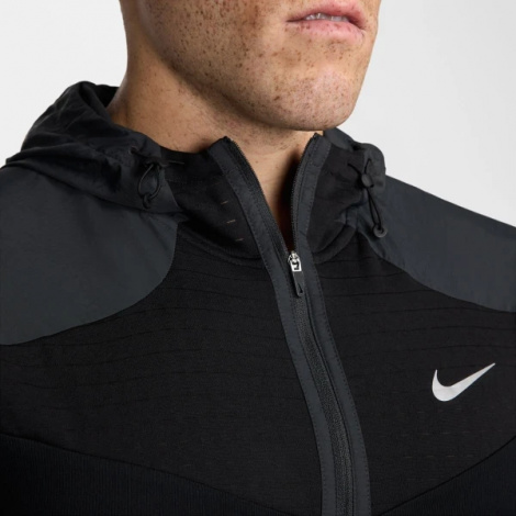 Реглан Nike M NK ELMNT TOP LS WR чорно-сірий HF7452-010