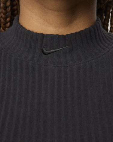 Топ женский Nike W NSW NK CHLL KNT RIB CRP TNK черный FN3677-010