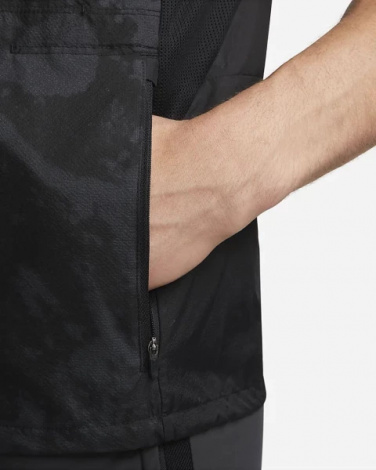 Жилетка для бега Nike M NK RPL RUN DVN VEST черная DX0847-010