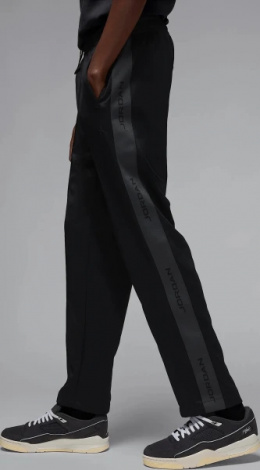 Спортивні штани Nike JORDAN ESSENTIALS TRACKSUIT PANTS чорні HF9341-010