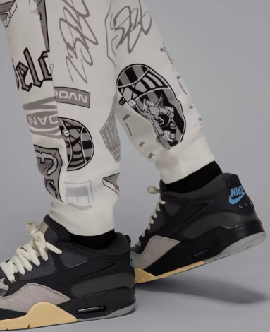 Спортивні штани Nike JORDAN ESSENTIALS PRINTED FLEECE білі HM7257-133