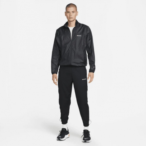 Спортивні штани Nike TRACK CLUB PANT чорні FB5503-010