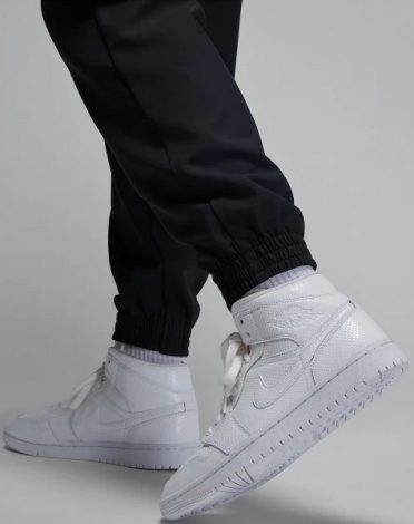 Спортивні штани жіночі Nike JORDAN WOVEN TROUSERS чорні DZ3375-010