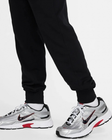 Спортивні штани Nike CLUB FRENCH TERRY TERRY JOGGERS чорні FN3801-010
