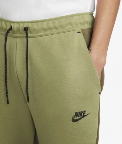 Спортивні штани Nike M NSW TCH FLC JGGR оливкові CU4495-222