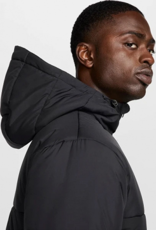 Куртка Nike M NSW SW AIR SYN FILL JKT чорна HM0198-011