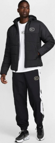 Куртка Nike M NSW SW AIR SYN FILL JKT чорна HM0198-011