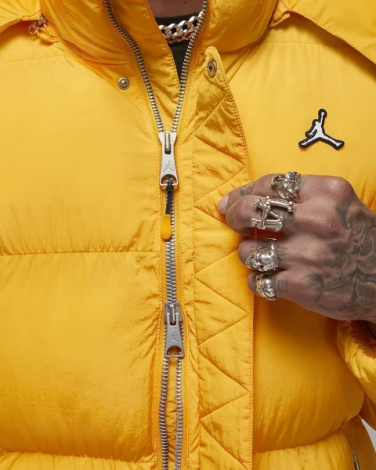 Куртка Nike JORDAN STMT PUFFER JKT жовта DQ8104-705