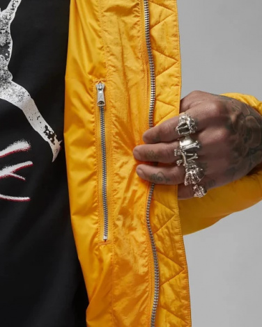 Куртка Nike JORDAN STMT PUFFER JKT жовта DQ8104-705