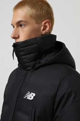 Пуховик New Balance BENCH LONG DOWN черный MJ231054BK