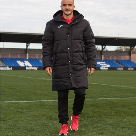 Куртка зимова Joma ISLANDIA III чорна 101697.100