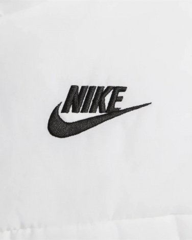 Куртка жіноча Nike W NSW ESSTL THRMR CLSC PUFFER біла FB7672-100