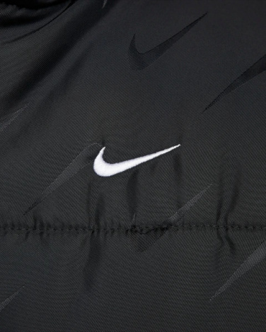 Куртка женская Nike SPORTSWEAR CLASSIC THERMA-FIT LOOSE PUFFER JACKET черная FV7941-010