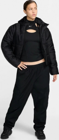 Куртка женская Nike SPORTSWEAR CLASSIC THERMA-FIT LOOSE PUFFER JACKET черная FV7941-010