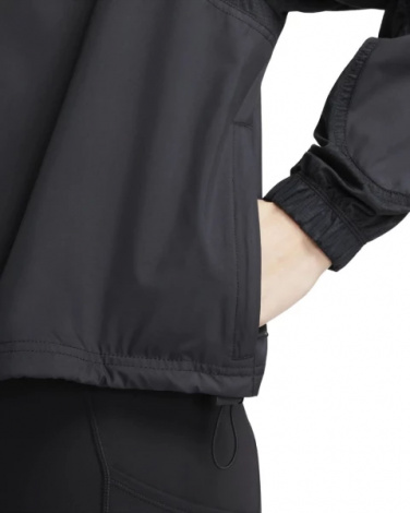Вітровка жіноча Nike W NK DF AIR JACKET чорна DX0263-010
