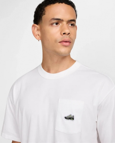 Футболка Nike MAX90 SNEAKER PATCH POCKET біла HJ0574-100