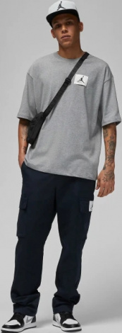 Футболка Nike JORDAN FLIGHT ESSENTIALS OVERSIZED сіра DZ7313-091