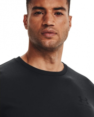 Футболка Under Armour LEFT CHEST LOGO чорна 1326799-001