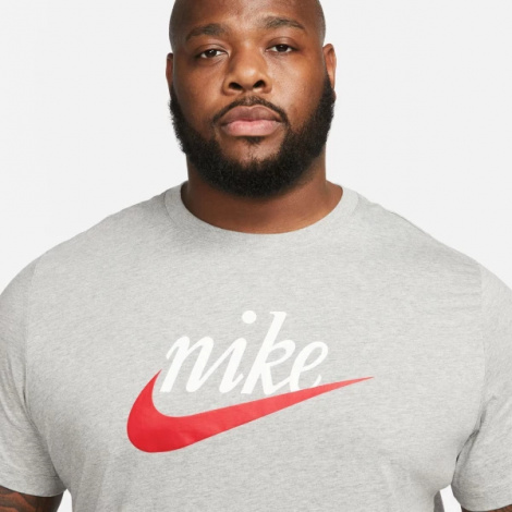 Футболка Nike M NSW TEE FUTURA 2 сіра DZ3279-063