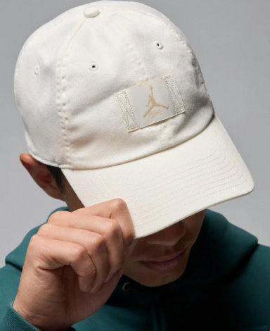 Бейсболка Air Jordan Club Cap