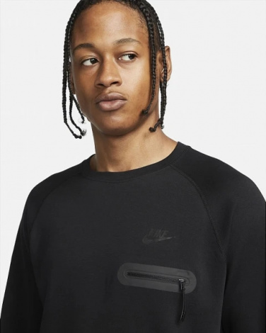 Світшот Nike M NK TECH LS TOP чорний FD9880-010
