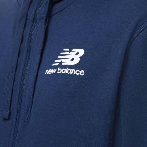 Куртка New Balance Essentials Stacked Logo FZ